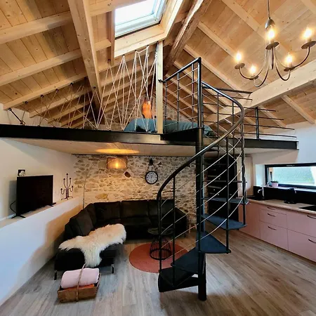 Loft Romantique Insolite Avec Balneo * Magnieu